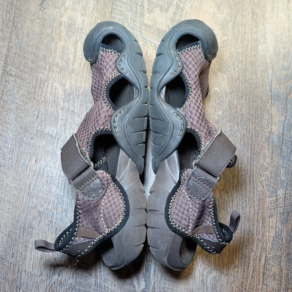 Crocs Swiftwater Mesh Fisherman Sandals Brown Black Mens Sz 8 Water Shoes Hiking